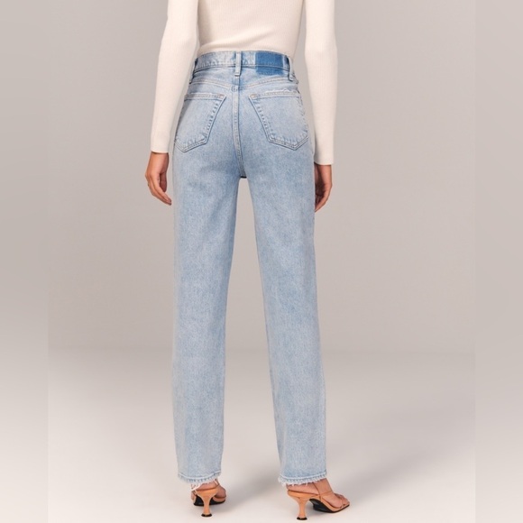 AF Curve Love High Rise 90s Straight Jean Light Criss-Cross Button waist Size 27 - Picture 6 of 15